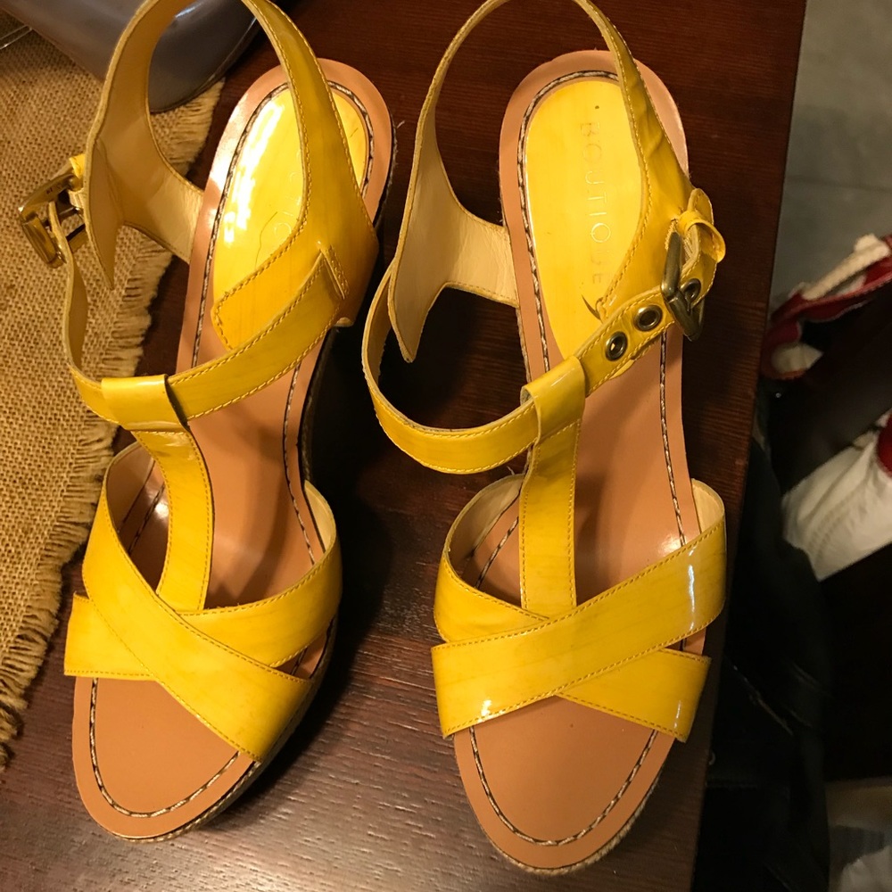 Yellow strappy platform Boutique9 heels